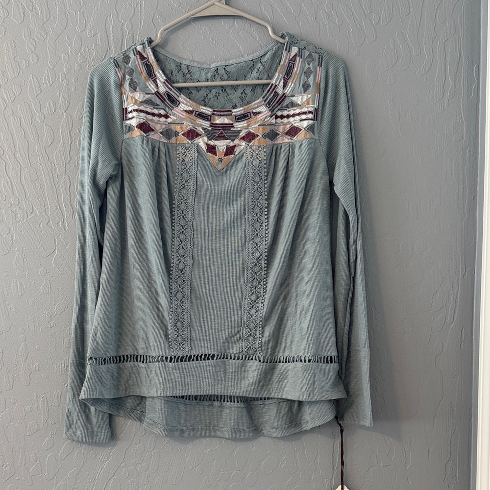 Knox Rose Embroidered Blouse